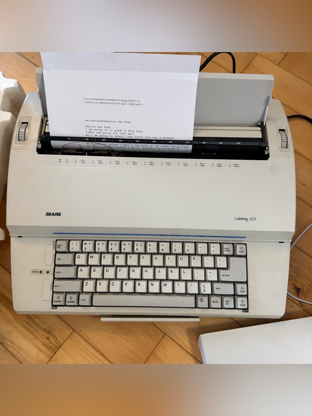 Vintage Sears Celebrity 225 Electric Typewriter in Off-White
